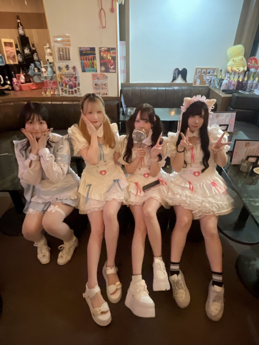 cieloclinic_kab's tweet photo. 7/10 出勤ナース🩺💉

18:00-
❤︎ゆあ @cielo_nya 
❤︎あいり @cielo_airi 
❤︎りの @cielo_rino 
❤︎らむ @vfnxxq 

19:30-
❤︎のあち @cielo_noachi 

 #歌舞伎町  #コンカフェ #しえくり https://t.co/s5T4Zs0DxD