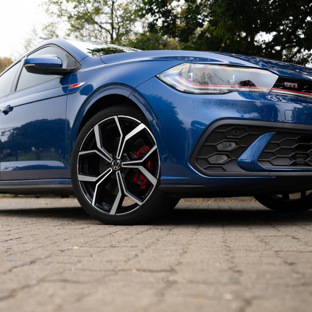 VolkswagenSA's tweet photo. Leave the gym. Leave the noise.
Take only the thrill of the drive with you.

Find out more: https://t.co/bXm4j8d3Mc. 

#Volkswagen #VWPolo #PoloGTI #MadeInSA https://t.co/pmAvURE2Pl