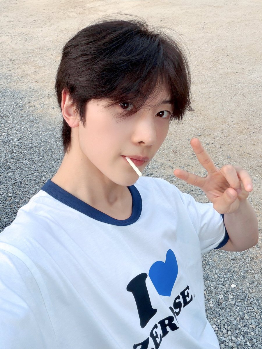 checkiam_'s tweet photo. 𝐙𝐄𝐑𝐎𝐁𝐀𝐒𝐄𝐎𝐍𝐄 𝟑𝐑𝐃 𝐀𝐍𝐍𝐈𝐕𝐄𝐑𝐒𝐀𝐑𝐘

I 💙 ZEROSE #석매튜 https://t.co/B1iKRZ50vH