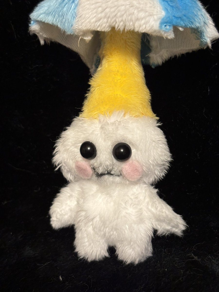 keromofu's tweet photo. リズム天国よりパラソルのかさパホーマーのファンアートを製作させていただきました✨✨ちゃんとチョッもパッもできます🥰🥰

#リズム天国ミラクルスターズ
#リズム天国手芸部 https://t.co/yFoAPZNP2B