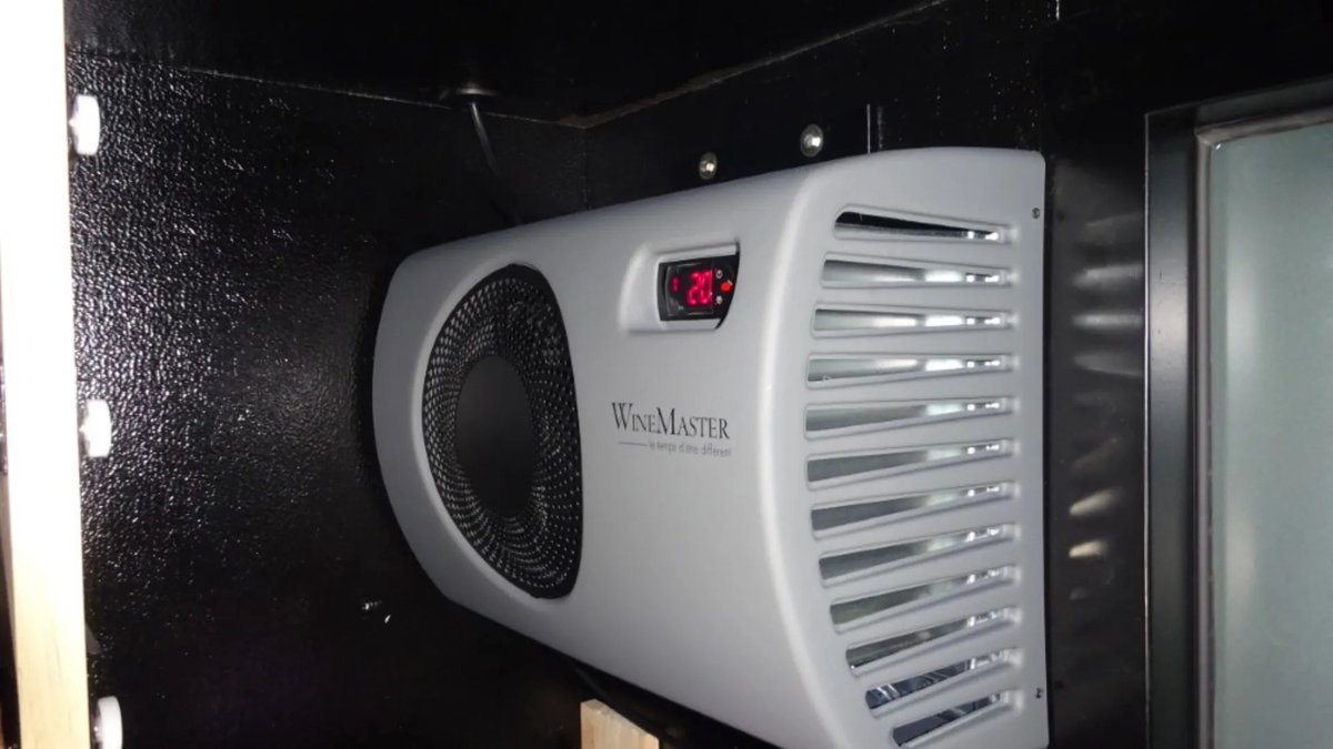 Elextric_'s tweet photo. 🍷 Need service or repair for your WineMaster C25? We're here to help! Keep your wine cooler in top shape. Learn more: https://t.co/9THQbzw1Ij #WineMaster #ServiceAndRepair https://t.co/EVtiEh7JZw