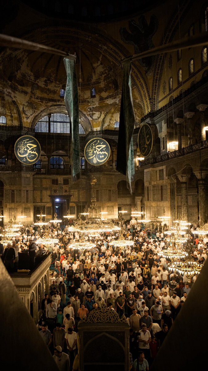 MustafaSentop's tweet photo. Ayasofya-i Kebîr Cami-i Şerifi, yeniden ibadete açılışının 6. yılında… 
Cumhurbaşkanımız Sayın Recep Tayyip Erdoğan’ın tarihî imzasıyla asırlık hasret dinmiş, Fatih’in emaneti aslına rücu etmiştir. Mabed manasına, millet mukaddesatına kavuşmuştur. Rabbimize sonsuz hamd ile. https://t.co/6DKJFYcsJl