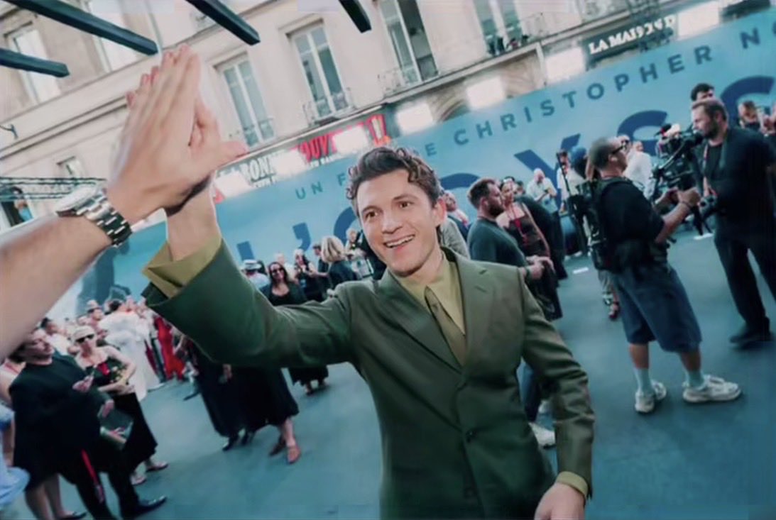 lefilmara's tweet photo. The odyssey cast doing that high-five photo bit https://t.co/YB0a5Mv5Ar