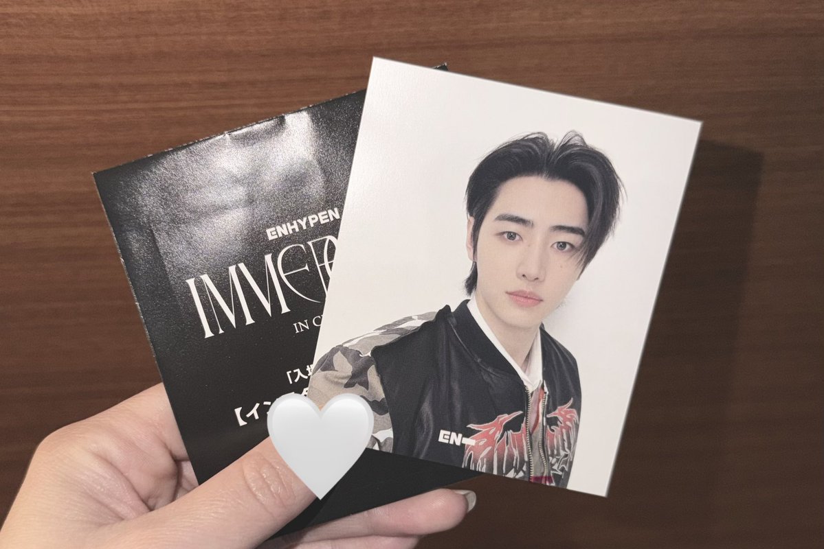 en_ippuni's tweet photo. ENHYPEN 映画 IMMERSION IN CINEMAS
入場特典 第1弾 インスタント写真風カード

譲） ソンフン SUNGHOON

求） ニキ NI-KI 

郵送希望です☺︎

#ENHYPEN交換 https://t.co/IUG9demYiM