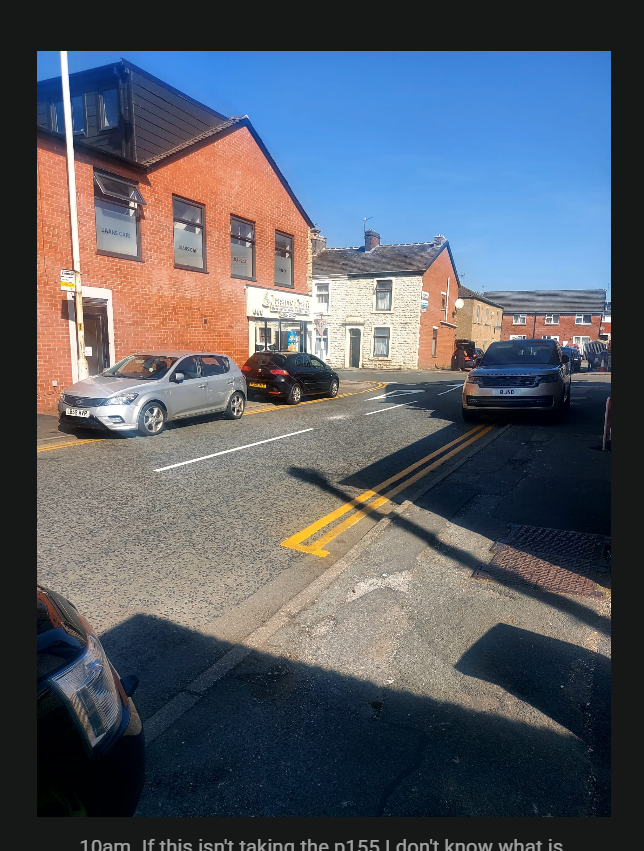 hm_devx's tweet photo. obstruction of junctions reducing visibility

@LancsPolice @blackburndarwen when are you going to pull your fingers out and do something

  @AdnanHussainMP https://t.co/4IkYwqdvy0