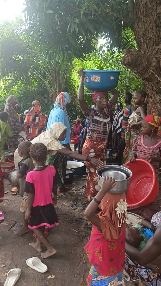 Buildawell_wtnf's tweet photo. Location📍- Ndagi Audu Village
LGA - Bida
State 🇳🇬- Niger
Source of water 💧 - Pond
Project type - Water Well
Tree planting 🌳
May Almighty Allah make it a successful project, Ameen. #Buildawell #PlantAtree https://t.co/6kcE97uweP