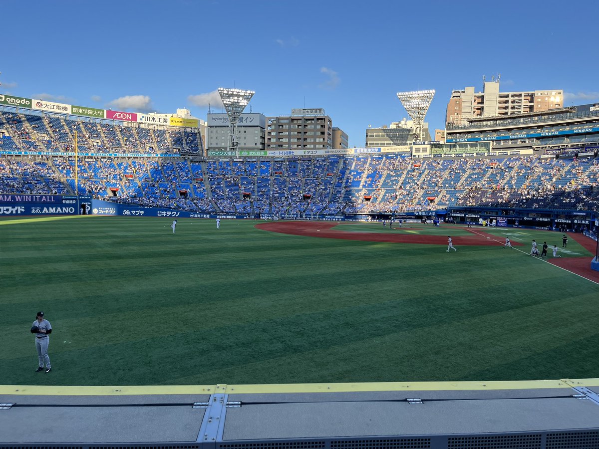 teku10489's tweet photo. 今日はここから！
ウィットリー頼むね https://t.co/vUDK3TyIX8