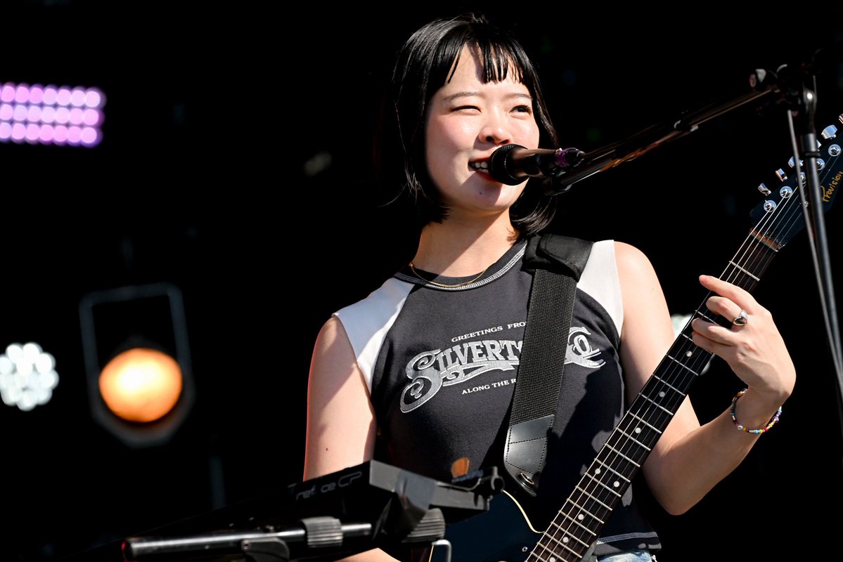 朝子ちゃんとウィンクとタンクトップ。 #SHISHAMO #宮崎朝子 #みんなの