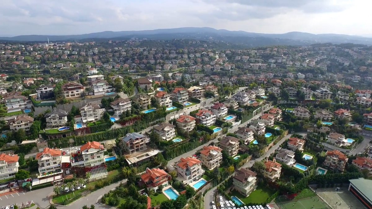 onedio's tweet photo. Acarkent'in kurucusu İsmet Acar, hayatını kaybetti. https://t.co/WjPWjs0LO2