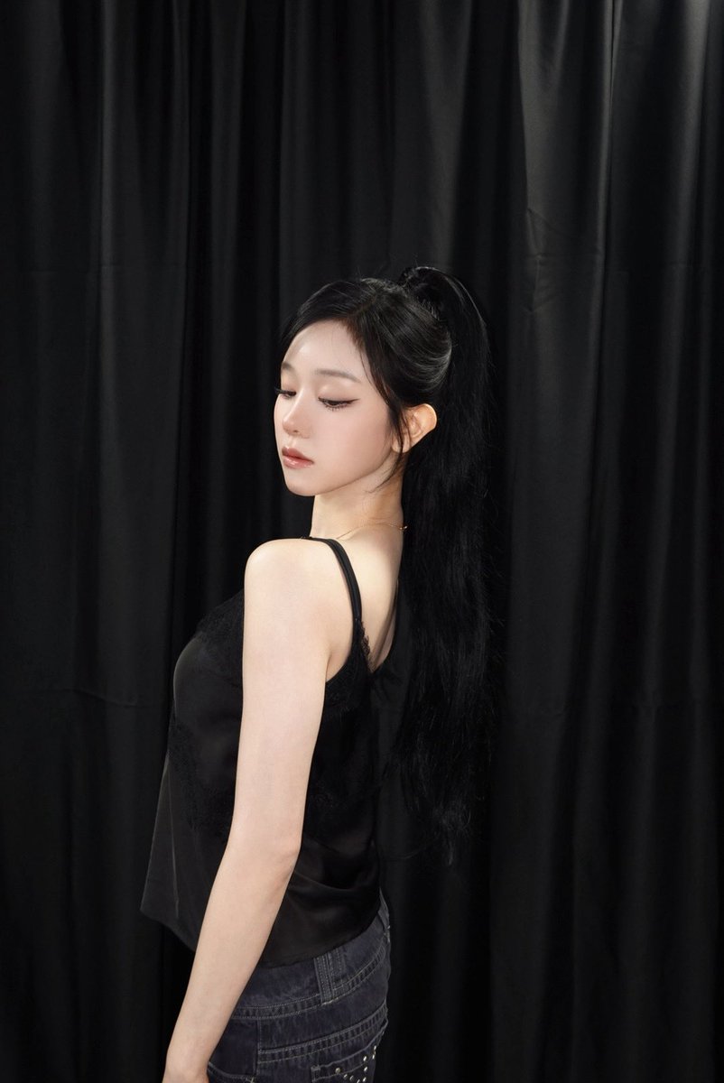 picbaemon's tweet photo. PHARITA WEVERSE UPDATE https://t.co/koWnWmUTJ1