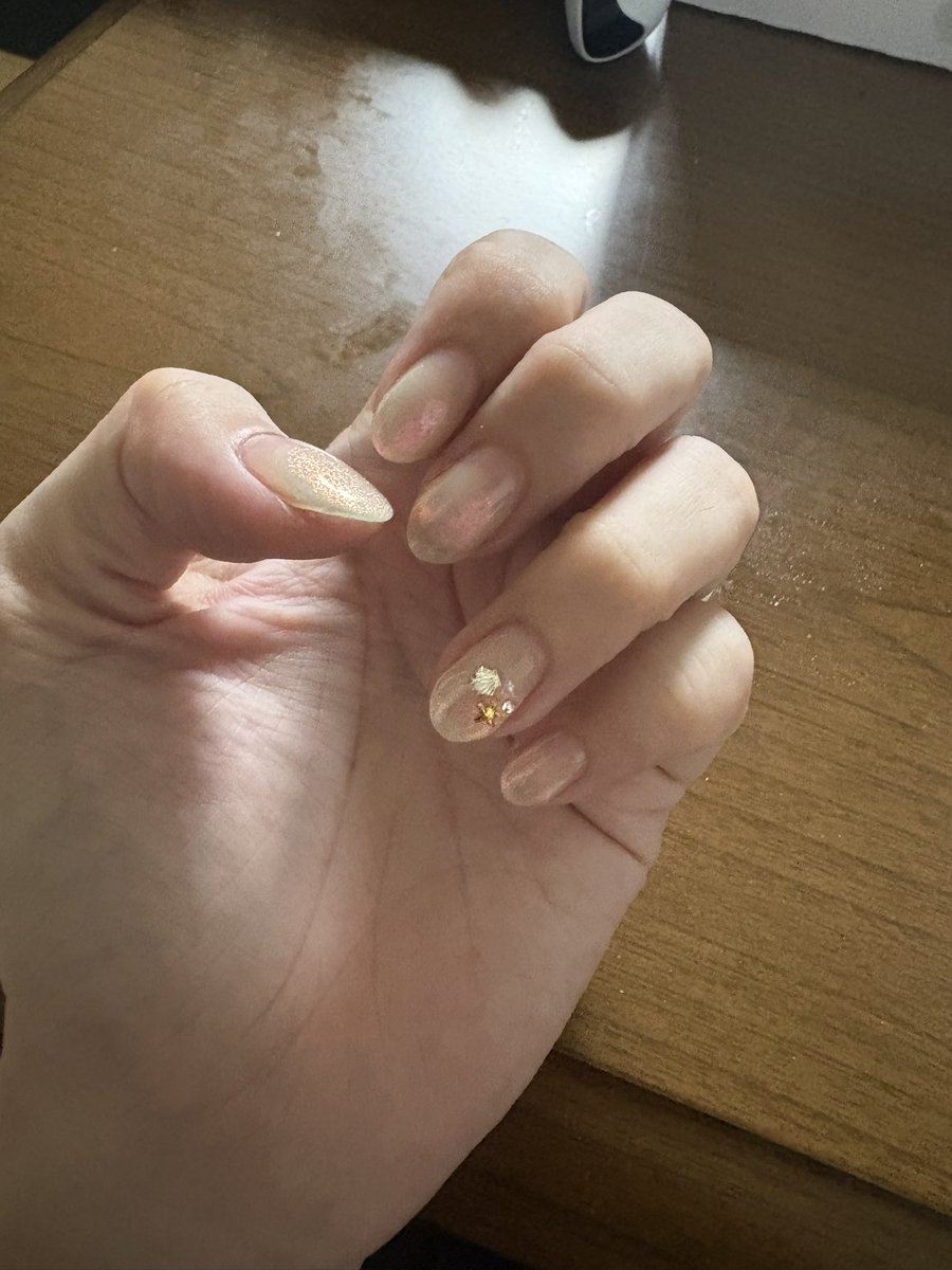 tm8927's tweet photo. 次のネイルは夏ネイル💅 https://t.co/Hp5sm6qmsG
