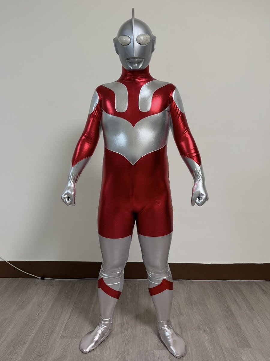 gizacold's tweet photo. 今天是超人力霸王日（奧特曼日）
是初代60週���，也是迪卡30週年
我愛迪卡、也喜歡初代的經典
那有人喜歡玩弄超人嗎🤪
#ウルトラマンの日 https://t.co/H8t86hLCmc