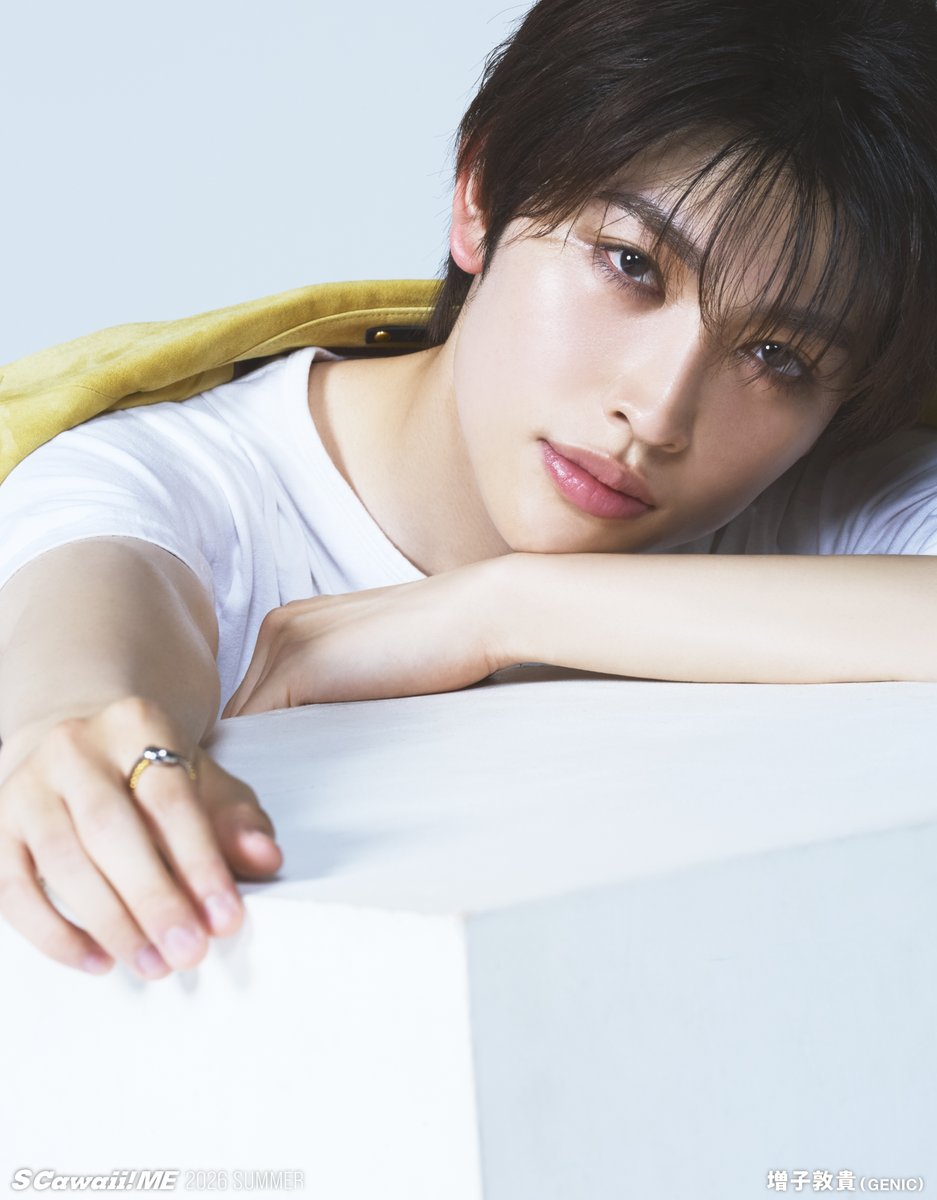 mag_scawaii_men's tweet photo. 📣アザーカット＆インタビューの一部公開‼️ #増子敦貴（#GENIC）📣

Q.増子さんを好きになったら、どんな良いことがありますか？

僕は毎日会いたい人だから、毎日会えます。来てって言ってくれるなら、どこまでも会いに行きます。でも、僕のことを好きになったって別にいいことはないですよ（笑）。俗に言う沼男とかではないです。逆にこの4人の中で一番沼な人はダントツで公輝さん。公輝さんは余裕と余白がある感じがするし、他の3人はなんか報われなさそうじゃないですか（笑）。公輝さんに沼ったら、その足ズブズブでもう抜け出せないよって思います。#増子敦貴（#GENIC）
___________
好評発売中‼️
『S Cawaii! ME 2026 SUMMER』
＜綴じ込み付録「厚紙ピンナップ」つき！＞
#八村倫太郎（#WATWING） 
#増子敦貴（#GENIC）
#駒木根葵汰 
#前田公輝 
___________
お求めはこちら👇
＜通常版＞https://t.co/3Jn6PtQhZs
＜特別版＞https://t.co/ufsUgH2CES
※＜通常版＞と＜特別版＞はCOVERとBACK COVERが違います。掲載する内容は同じです。どちらにも同じ綴じ込み付録がついています。
___________
本の詳細はこちら👇
https://t.co/aqEUzPnJix

#ホームスイートホーム
#八村倫太郎（#WATWING）
#増子敦貴（#GENIC）
#駒木根葵汰
#前田公輝
@homesweet_movie
@Rintaro_watwing
@watwing_info
@atsuki_mashiko
@genic_staff
@kiita130
@maeda_gouki