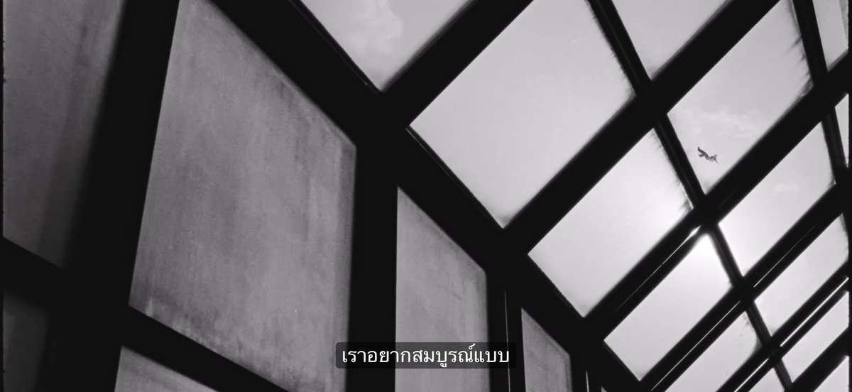 filmmynpk's tweet photo. ประโยคที่ชอบมากจาก 99 Degrees 

“เราอยากสมบูรณ์แบบ แต่ข้อบกพร่องทั้งหมดก็เป็นส่วนหนึ่งของความรักของเรา”

แล้วคือเรื่องจริงมาก ๆ เราไม่จำเป็นต้องเพอร์เฟค 100% เพราะแค่ 99% มันก็เพียงพอแล้ว ถึงจะขาดไป 1 องศาก็ไม่เป็นไร ให้อีก 1% เป็นข้อบกพร่องของเรา คือแบบㅠㅠㅠ ใครเข้าใจผมบ้าง ชอบเพลงมาก ๆ เลยอะ ชอบแจฮยอนเวอร์ชั่นเขียนเพลงจัง เขียนได้ดีมาก ๆ รักครับ 🥹🤲🏻🎧✨

99 DEGREES OUT NOW
#JAEHYUN_99Degrees
#이미완벽한_재현이의_99도