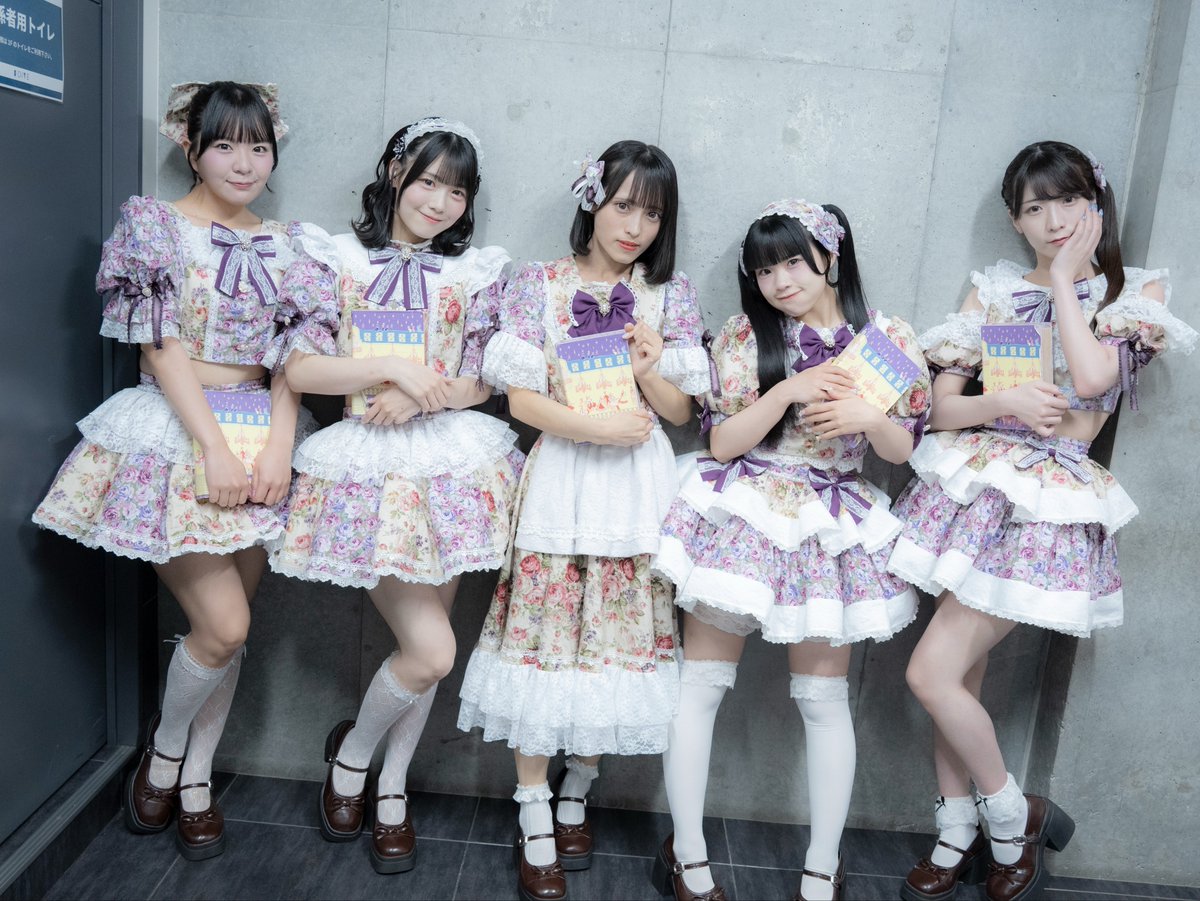 TORIKO_project's tweet photo. 7/10(金)
虜なるプレリュードpresents「トリコ計画♡Vol.1」
@ SHIBUYA DIVE

3組目は…
Blueberry Girlsさんです.ᐟ.ᐟ

#ブルガ 
#トリコ計画 https://t.co/8oPi10bEE6