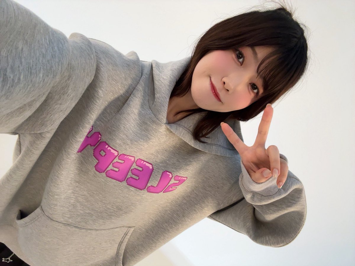 ryokonekousagi's tweet photo. #シャニマスソロライブMSP
着心地ばつぐんでした！ぜひ！
甜花のプロデュース、すごい！えらい！

受注は12日まで⭐️ https://t.co/Ufb0VYyDdG
