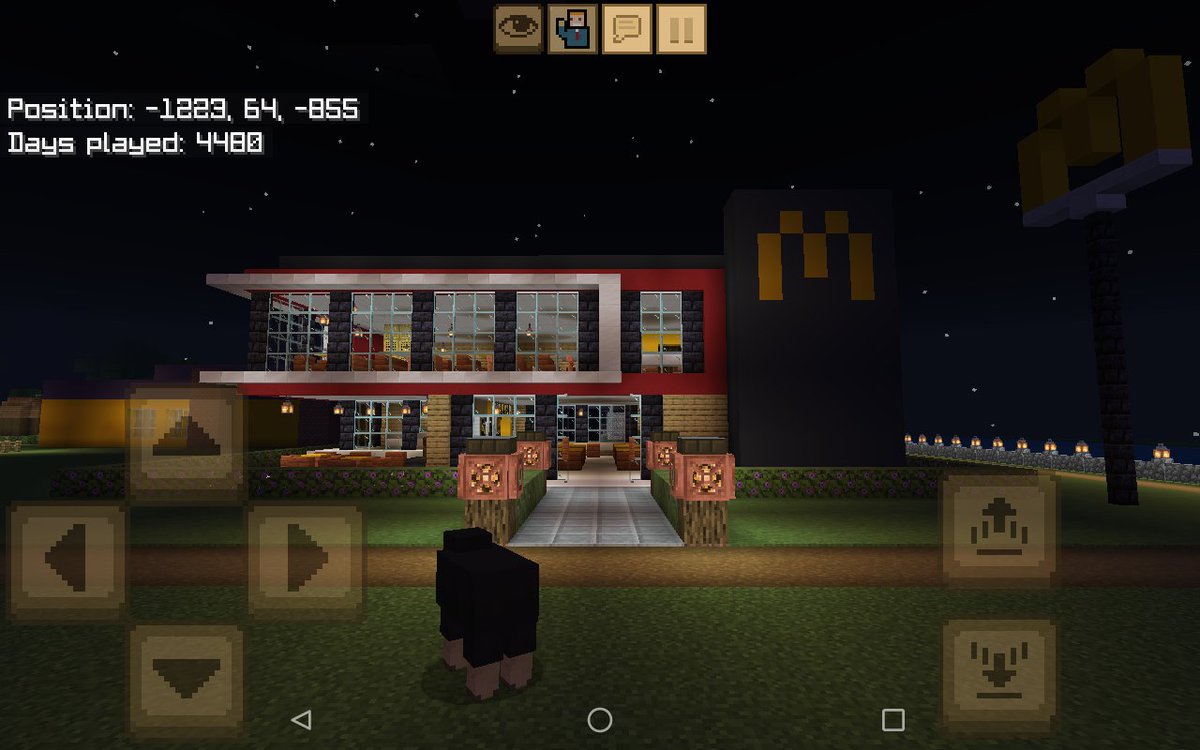 MCPlayer101206's tweet photo. McDonald's (Exterior/Facade)
#minecraft #minecraftbuilds https://t.co/U2NOOUQuAg