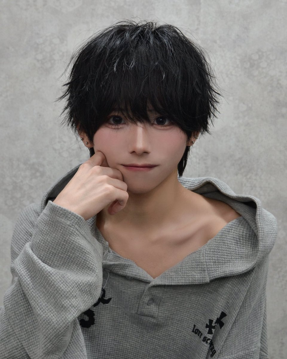 ccuerx1's tweet photo. ←いつもノーセット     初めてのセット→ https://t.co/ZcWZYdv5SL
