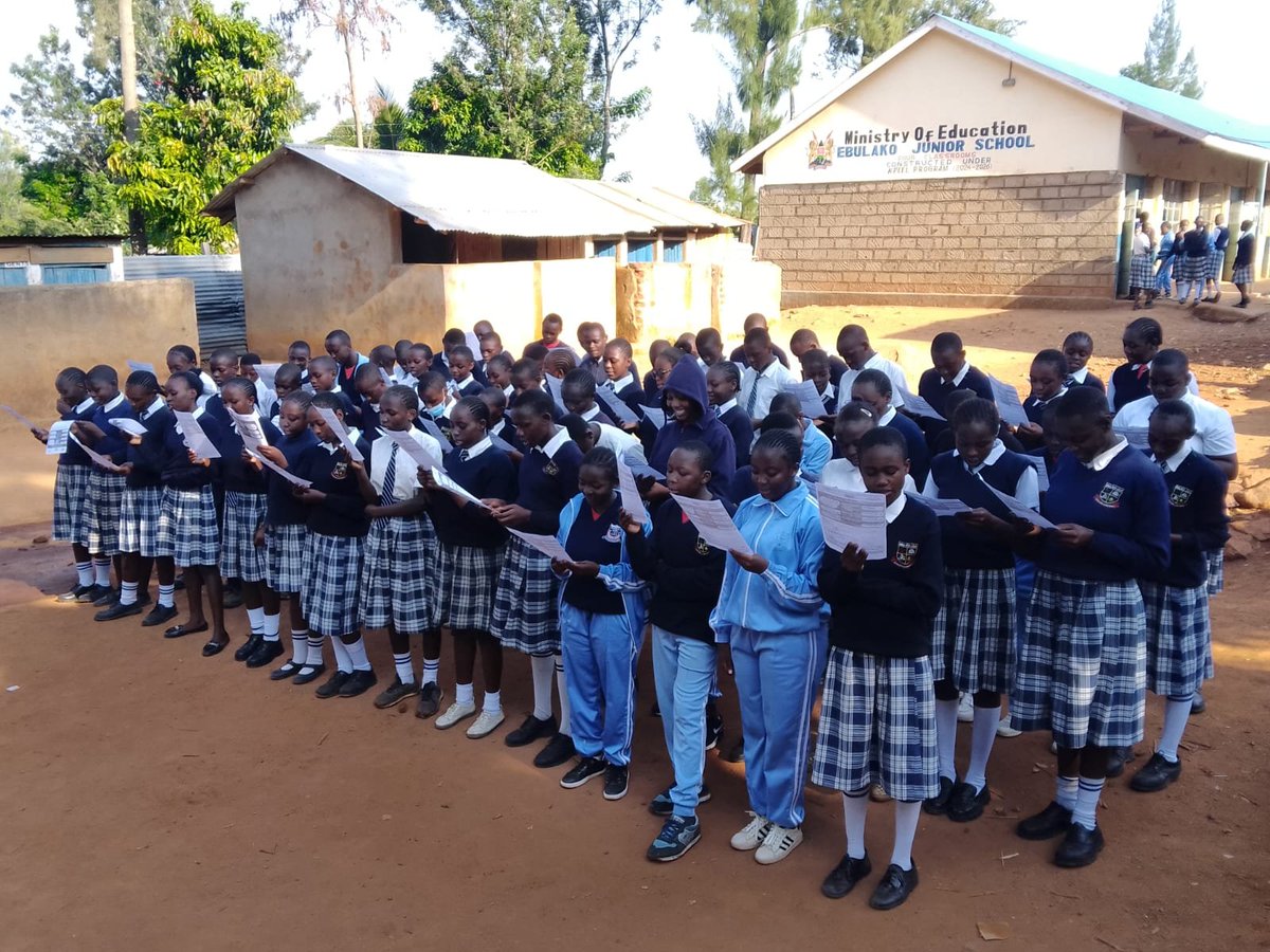startalibrary's tweet photo. @Storymoja Vihiga county ✅ 

Learners at Ebulako primary school refused to be left behind. They showed up and read aloud alongside other children across the country. More proof that we are a reading nation!

#nationalreadaloud2026 #worldrecordedition #1millionreaders #trending https://t.co/JXbU2X2v8Q
