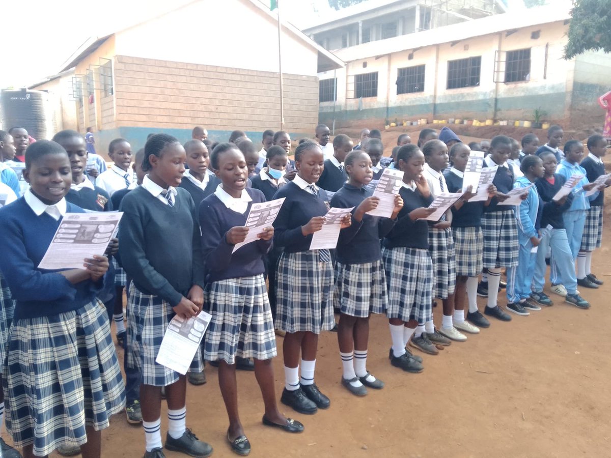 startalibrary's tweet photo. @Storymoja Vihiga county ✅ 

Learners at Ebulako primary school refused to be left behind. They showed up and read aloud alongside other children across the country. More proof that we are a reading nation!

#nationalreadaloud2026 #worldrecordedition #1millionreaders #trending https://t.co/JXbU2X2v8Q