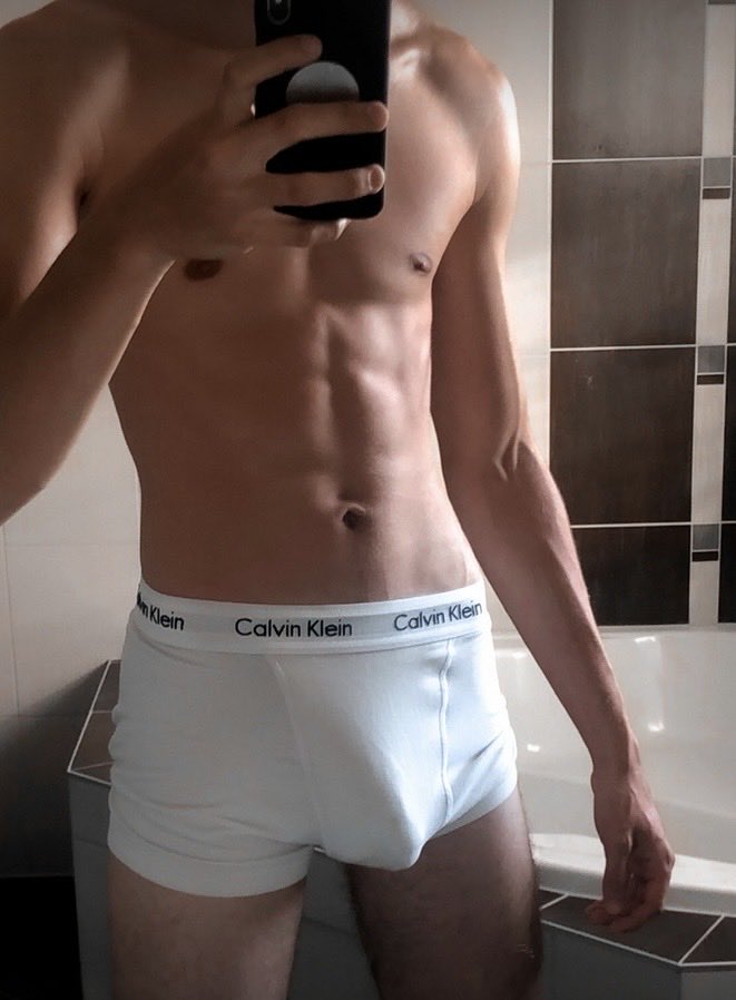 LikeNikevcs1's tweet photo. @gabrielbianchie c‘mon im ready 4you boyhole❤️‍🔥🔥😏 https://t.co/2GhkZN2pst