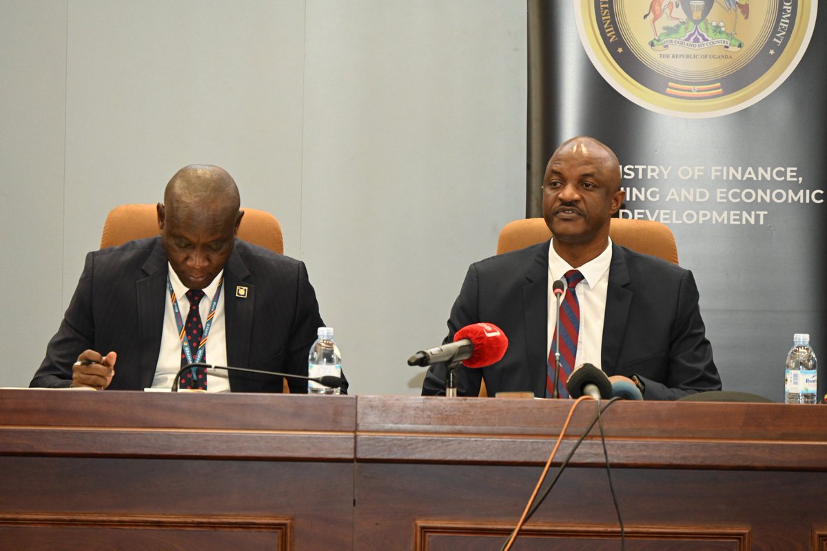 NamazziNaymah's tweet photo. “Uganda enters FY2026/27 from a position of macroeconomic strength strong economic growth, low inflation, a stable shilling, record exports, and growing investor confidence. Fiscal discipline remains key to sustaining this momentum.” PSST @rggoobi #KnowYourBudget26 https://t.co/CrNLLQCSzH