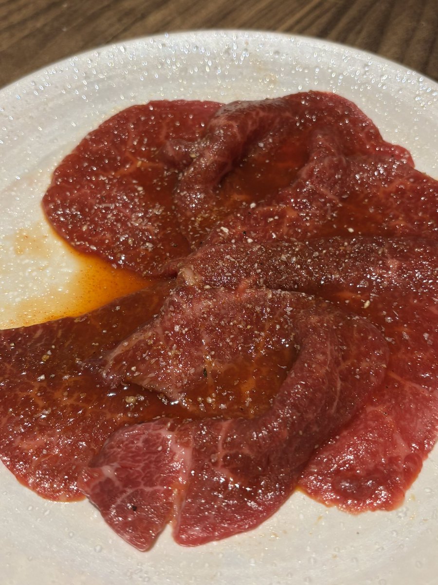 niki0134's tweet photo. ネキの奢りで焼肉🫡

あざす😊😊😊

#焼肉自慢全面対抗戦

#罪なき者は酒を飲みたまえ

#焼肉の目覚め https://t.co/bRPobl3NFT