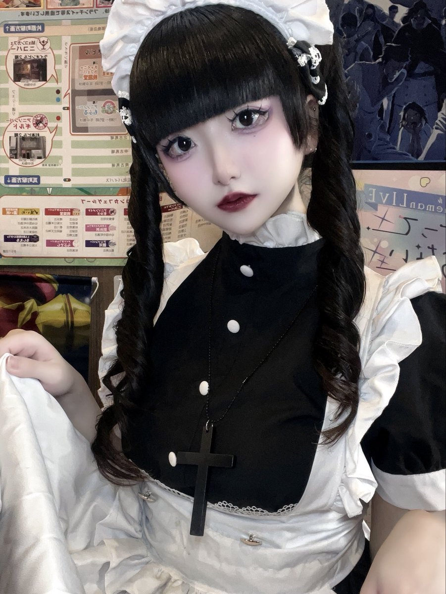 ログインしてます❕22時半までメイドさん しゅあゆち㌠と❕
