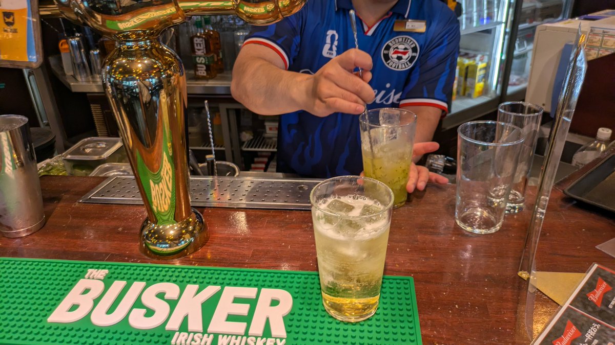 Showe_Thun's tweet photo. 3軒目
スポーツバー🍻 https://t.co/Emdc0pfD6p