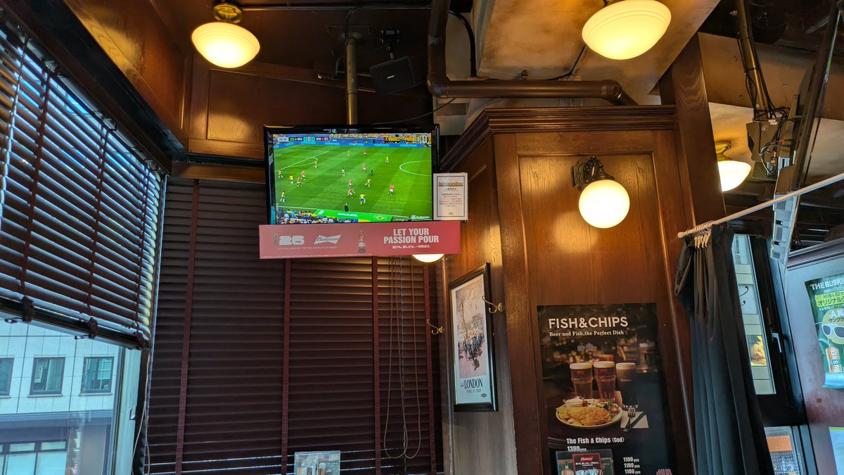 Showe_Thun's tweet photo. 3軒目
スポーツバー🍻 https://t.co/Emdc0pfD6p