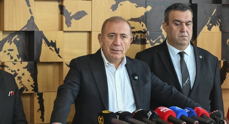 CHP İstanbul İl Kongresi Davası Sonuçlandı: Gürsel Tekin Görevine Devam Edecek