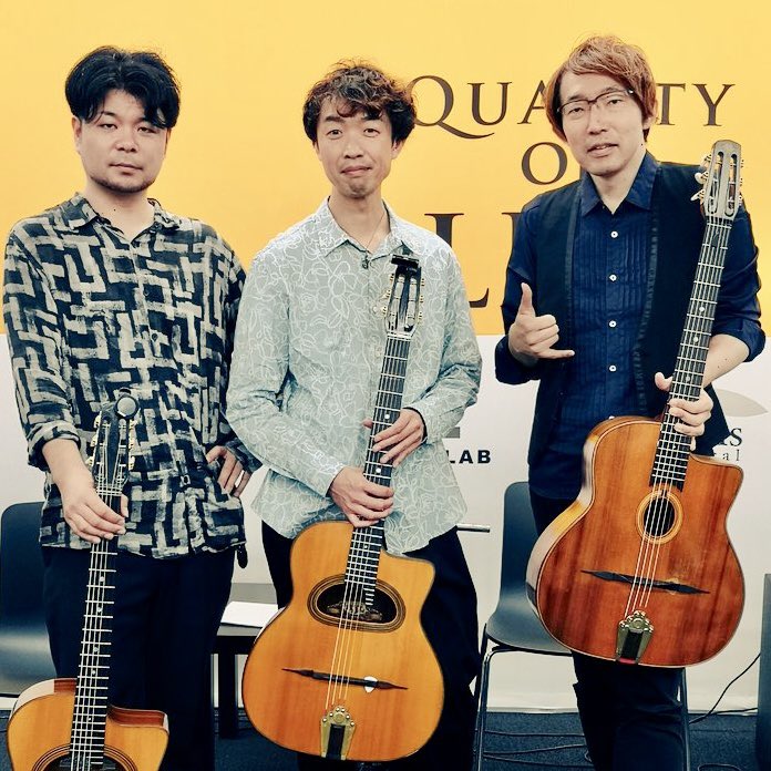 Gypsyjapan0708's tweet photo. 先日7/8(水)でGYPSY JAPANは、結成11年となりました!
いつもあたたかい応援を頂き、ありがとうございます😊
新たなチャレンジを忘れずに12年目も進んでいきます!
今月はこちらのライブでお会いいたしましょうー!
#GYPSYJAPAN #マカフェリ #ジプシージャズ #JazzManouche https://t.co/HLHrb20NVj