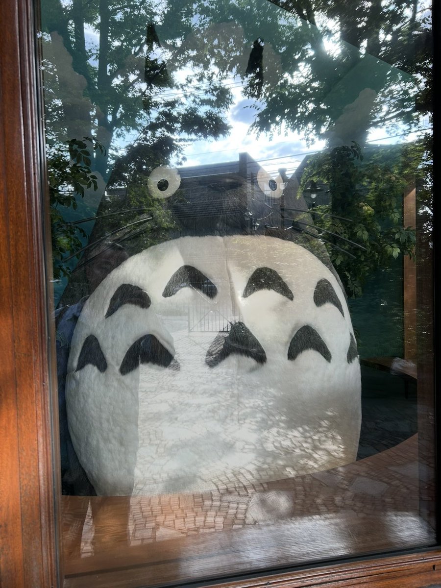 ryogo_k's tweet photo. 「天空の城ラピュタ」に「となりのトトロ」

大好きな、ジブリの世界 https://t.co/uO7Bo9LA6T