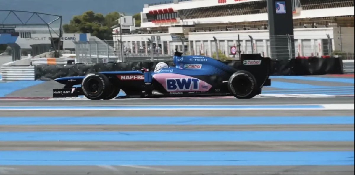 OndraHalata's tweet photo. @The__RA2511 Still better then Renault/Alpine re-painting old Lotus car https://t.co/Scr2I0QSEB