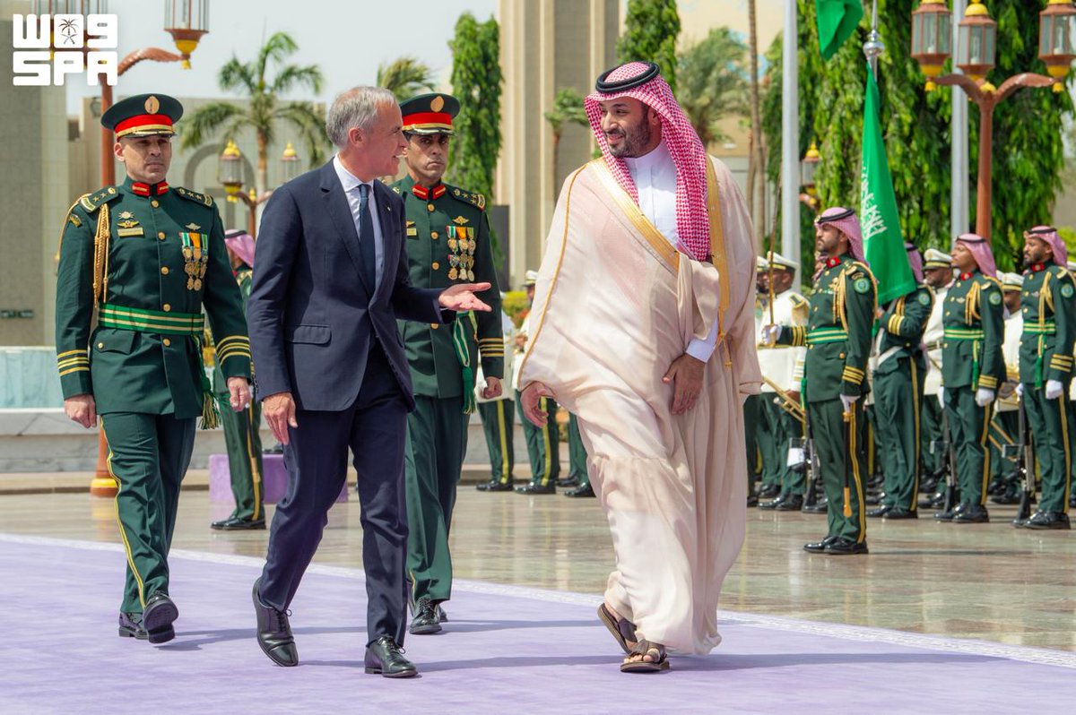 AJELNEWS24's tweet photo. خلال زيارته المملكة ولقاء ولي العهد ..

رئيس وزراء كندا: 

المملكة من أهم الدول الجاذبة للاستثمارات الكندية.

- https://t.co/mXAwNqJr2L