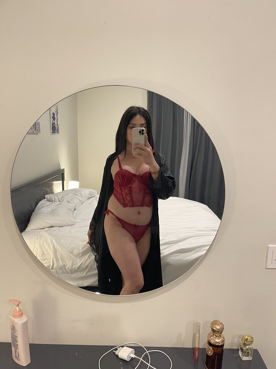 jonierasl's tweet photo. ร้อนๆอยากว่ายน้ำที่รักพาไปนำแหน ❤️🇸🇦
#ladyboy_khobar
#Ladyboy_Damam
#Ladyboy_Massage
❤️❤️🔥🔥 https://t.co/fmexQbSsuo