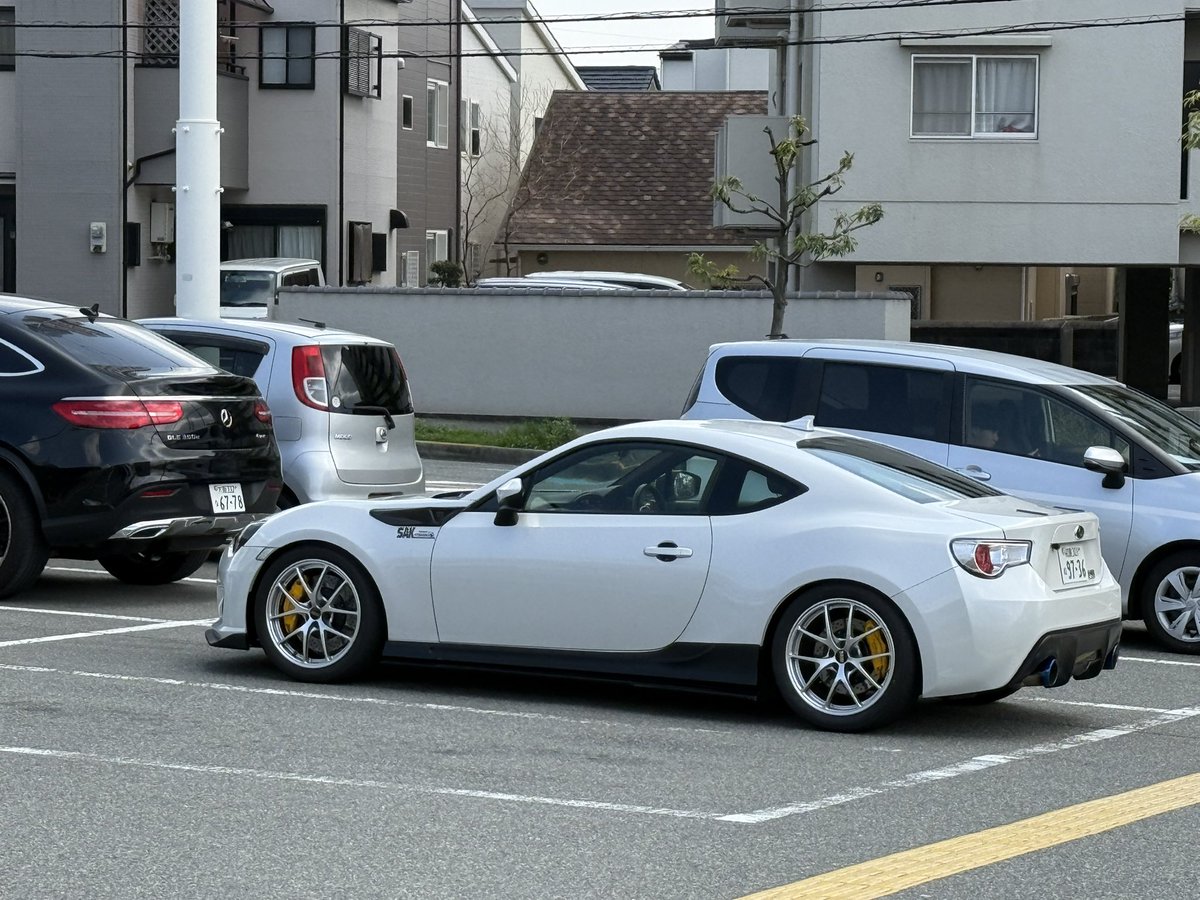 KohtaZC6's tweet photo. 年初めに車ぶつけてナヨナヨしてましたが
これはこれでいいな☺️ https://t.co/xtDQW8kkde
