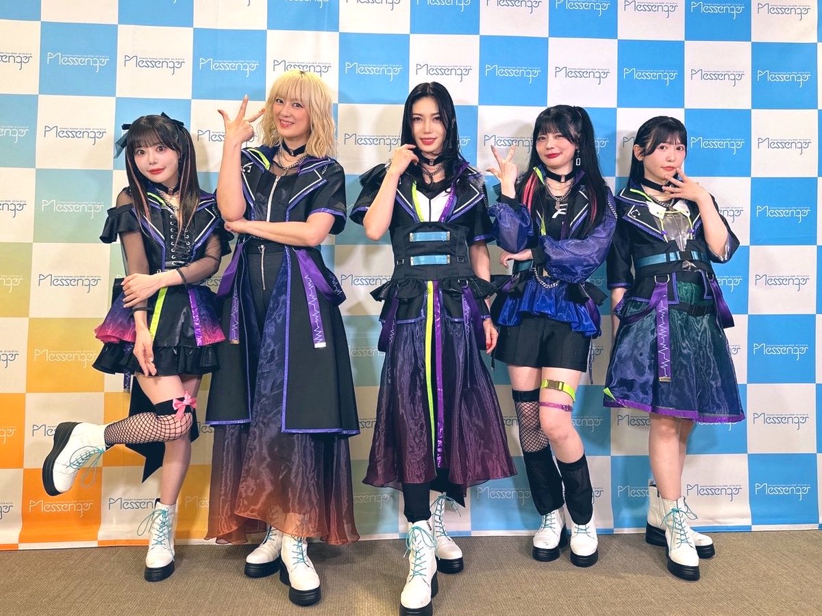 nananananachume's tweet photo. アニサマDay1ありがとうございました！！！
盛り上がったね〜✨✨✨

アニサマのまた新しい歴史。
今日出演できて嬉しかったです😊

みんなの声や笑顔届いたよ！
トロッコ最高に楽しかった😆💓

#アニサマ #バンドリ #RAS https://t.co/7uGtn7c5AC