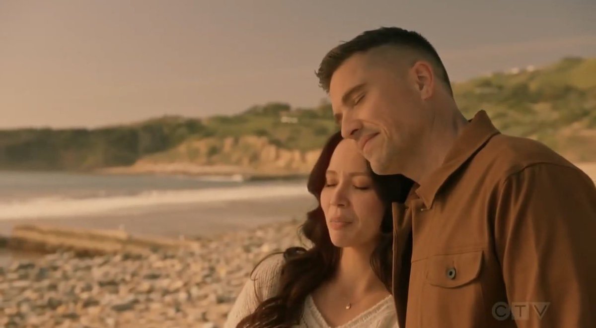 sgtsxchenford's tweet photo. Oh no his eyes are closed as he is about to ask the love of his life to marry him 🙂‍���️ https://t.co/xUWXRLa1pe