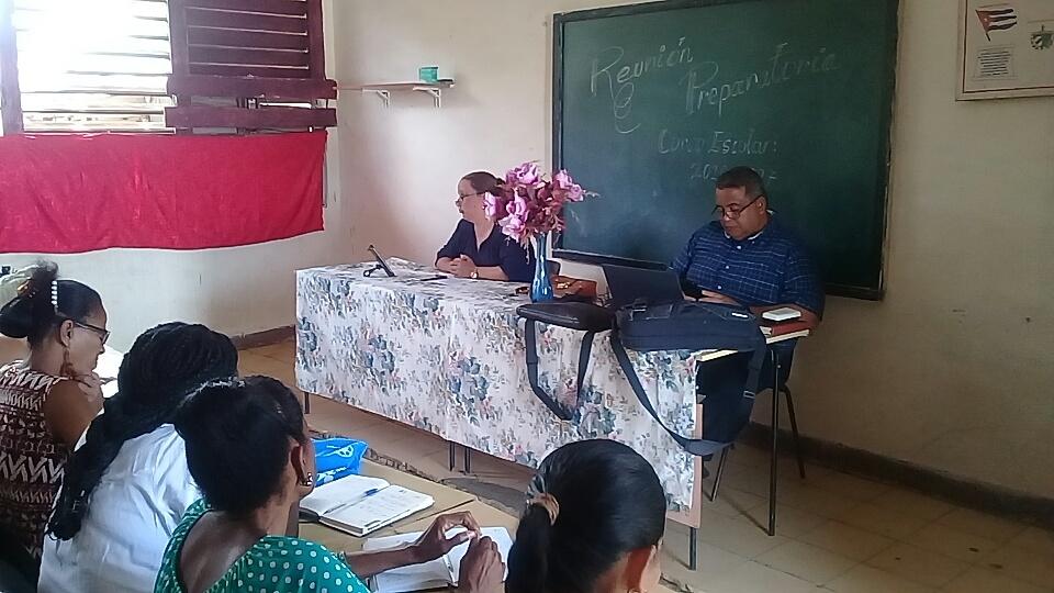 DMEQuiviMayab's tweet photo. #SeminarioMunicipal
✏Continúa el debate del código de la niñez, adolescencias y juventudes y las políticas sociales abordando la atención integral a los educandos en condiciones de inclusión educativa en la escuela primaria.   #EducaciónQuivicán #EducaciónMayabeque https://t.co/cPlEJwlTCl