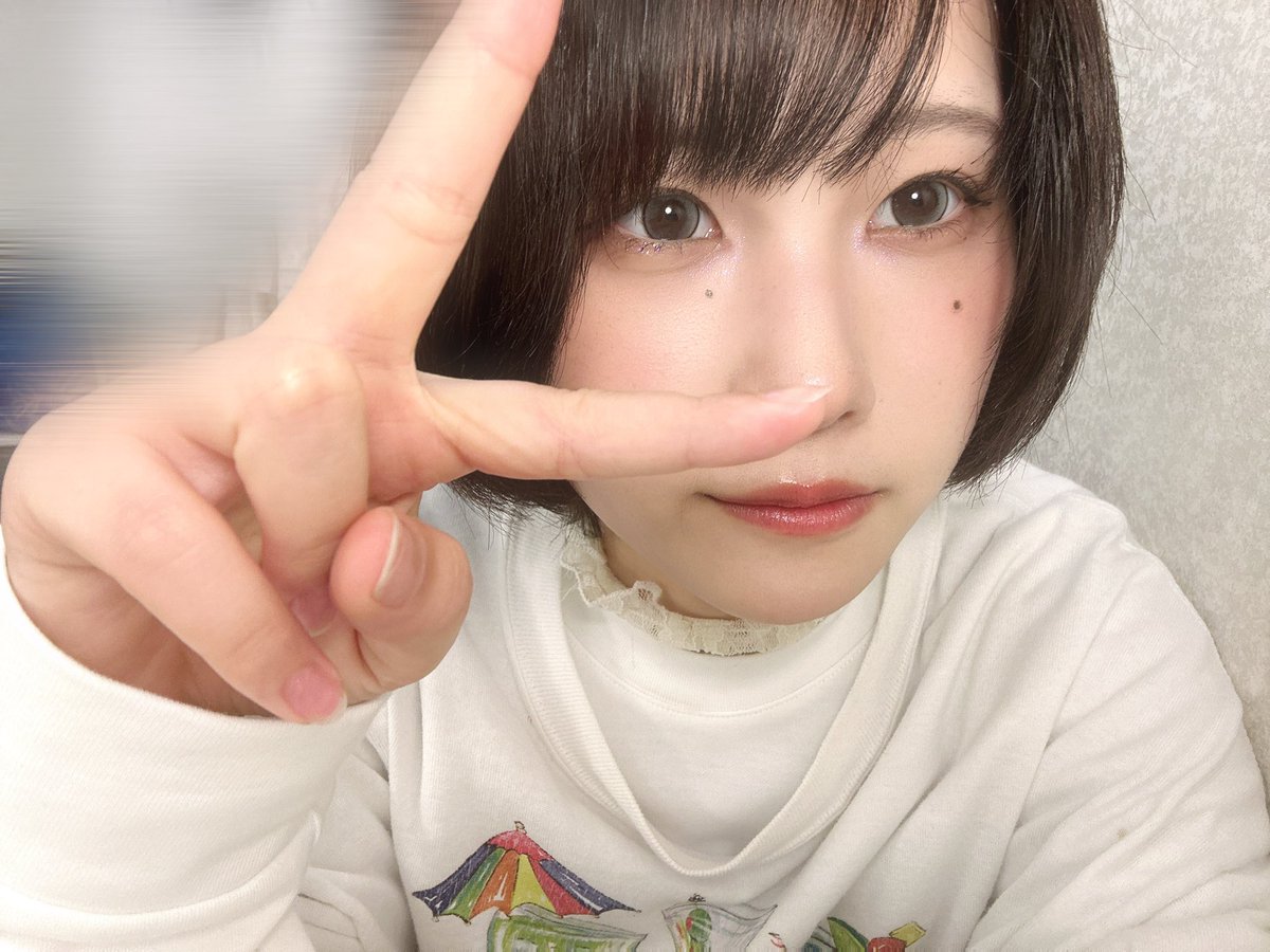 miukashimura's tweet photo. 3⃣日目、ありがとうございました⭑꒷꒦

マイホーム!!早稲田の大好きな人たちが来てくださりました、元気沢山もらいました𝑩𝑰𝑮𝑳𝑶𝑽𝑬______

折り返し!!最後まで物語を紡げるようにがんばります⸝⸝ ⭑

ご予約🎫 .·
https://t.co/wEBVzLNduL

 #つぎはぎ2026  #劇団山本屋 https://t.co/jHMKmfbM9Y