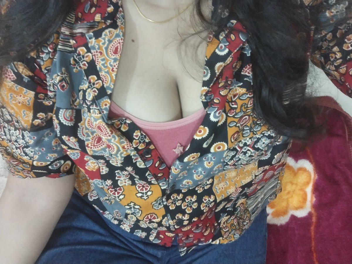 ShamithraSundar's tweet photo. hmm hii https://t.co/feUfxUfCp4