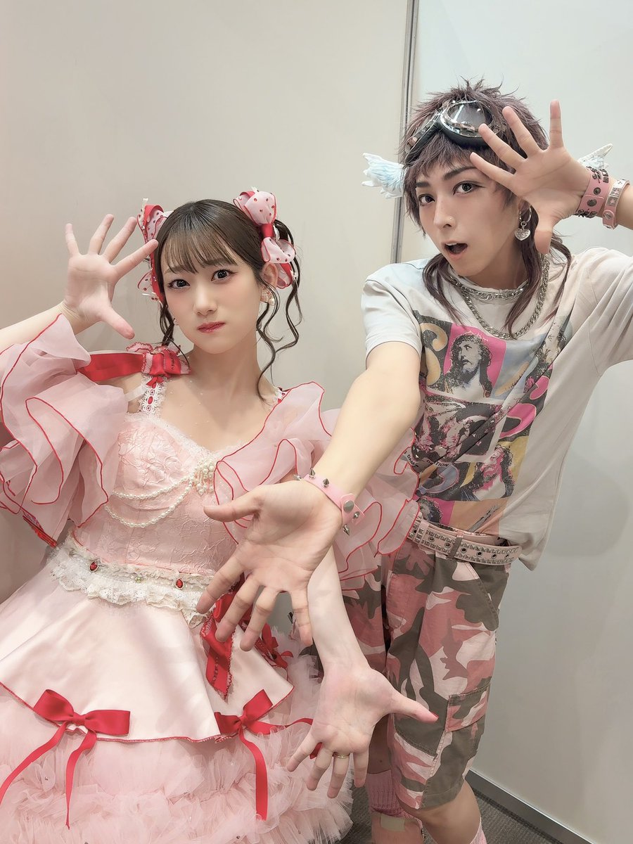 okasakimiho_PR's tweet photo. 翔太さんとギャル👐(みほ)

#アニサマ https://t.co/7fFUSl363g