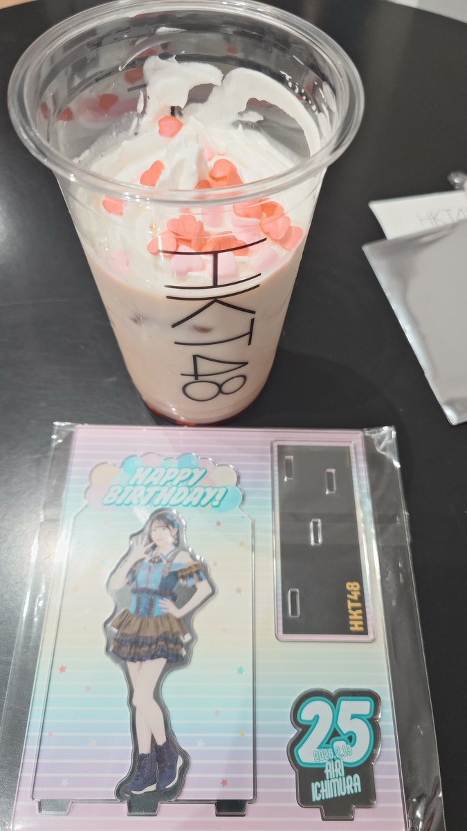 bantaku_runrun's tweet photo. 夜勤明け…
初めての一年後の僕たちはどんな恋をしているのだろう公演でした。
一睡もする事なく楽しんできました！
席は花道横でめっちゃレス貰えた⤴️⤴️💃
#市村愛里生誕祭2025
#一年後の僕たちはどんな恋をしているのだろう https://t.co/mPvp6h9zgJ