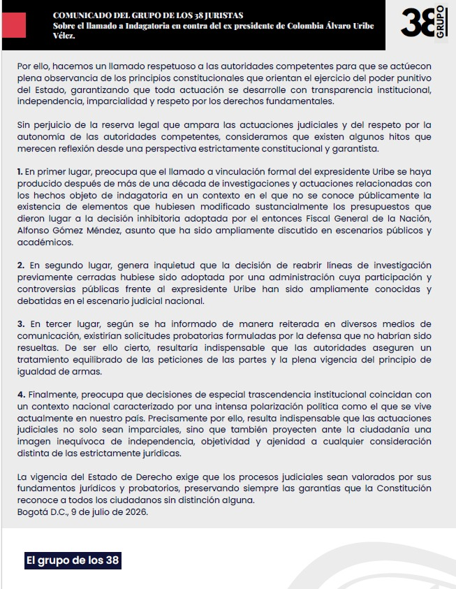 BluRadioCo's tweet photo. #EnDesarrollo Un grupo de 38 juristas manifestó su preocupación frente a las actuaciones recientes de la Fiscalía en la investigación que se adelanta en contra del expresidente Álvaro Uribe por su presunta vinculación en las masacres de El Aro y La Granja y el homicidio de Jesús María Valle, y pidió a la justicia que debe actuar con independencia y garantizar plenamente los derechos de defensa del exmandatario, sin influencias políticas. Amir Nayi Abusihab, integrante del grupo, señaló que "este proceso penal, al igual que todos, debe también garantizarle al procesado el ejercicio legítimo y pleno de su actividad defensiva".