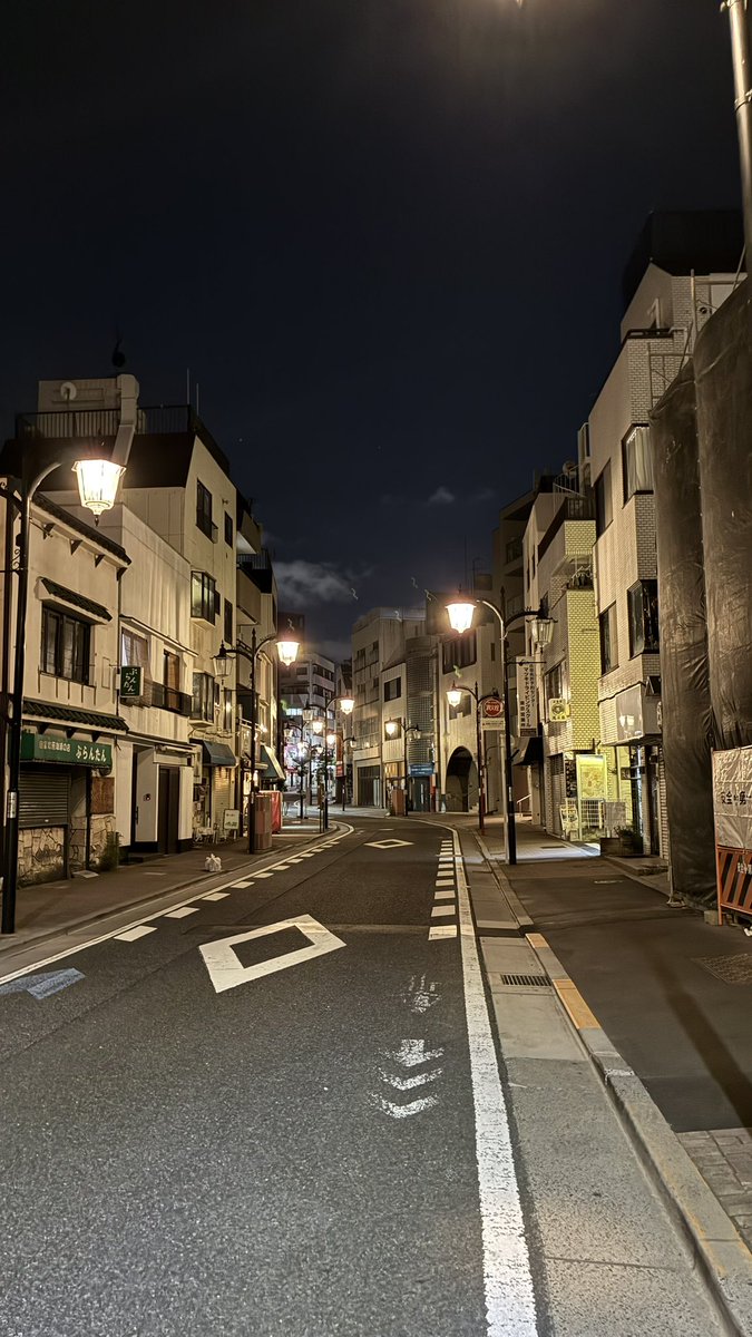 sloth1846's tweet photo. 夜講師してました。 https://t.co/RjhfHJjUF0
