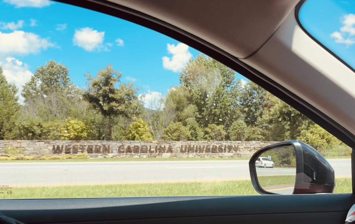 GoldenGraphix's tweet photo. Enjoying time in Catamounts Country!!! https://t.co/yS0NVlgV3N