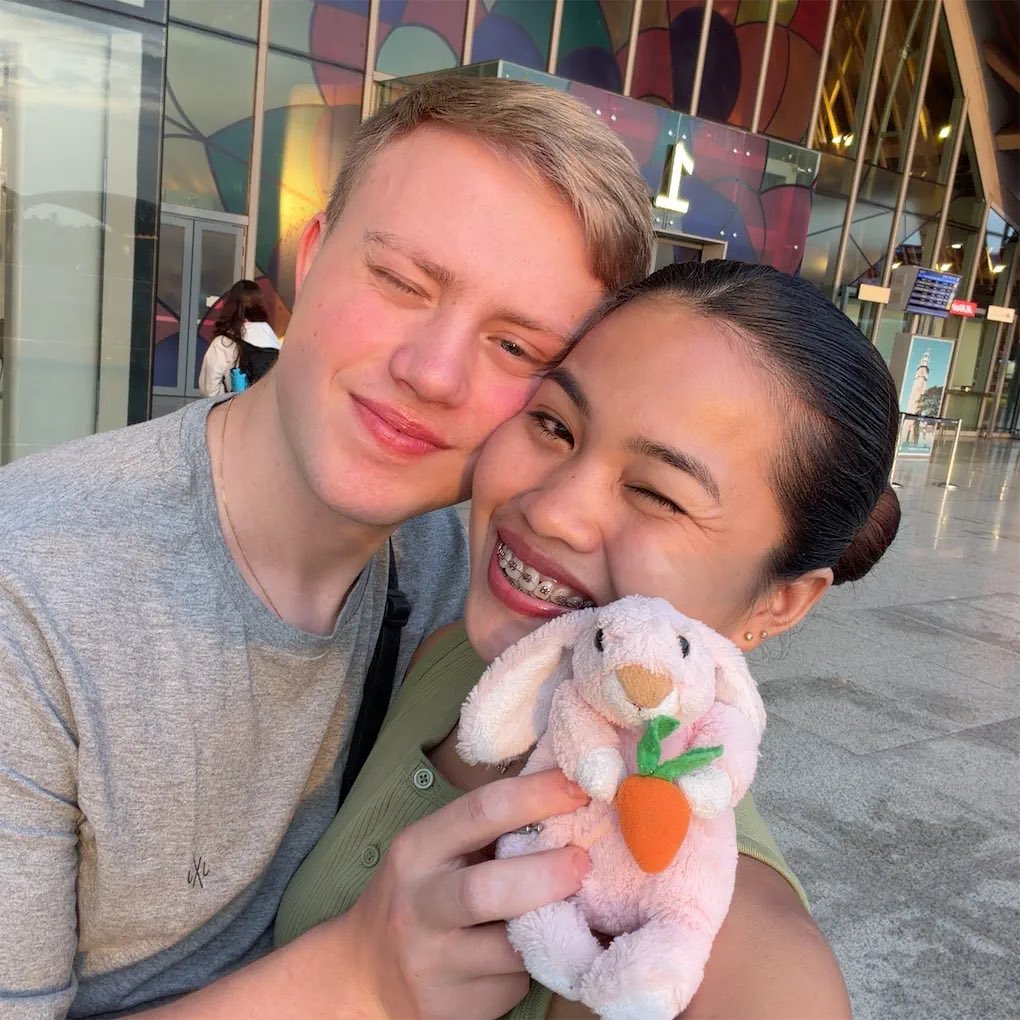 IMargaretllanto's tweet photo. Ik hou van jou, mijn liefste schat!!❤️✨💋 https://t.co/qF0o5CyEhr