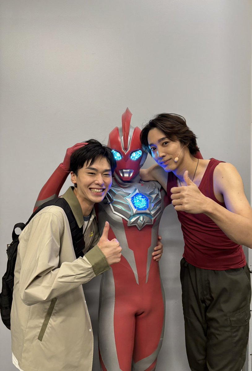 p_shori_k412's tweet photo. #ウルトラマンの日

出会ってくれてありがとう。
ウルトラマンに変身させてくれてありがとう。

永遠でさえ消せない一瞬に巡り合ったよ！！

そんな今日はウルトラマンのお仕事をしました。
運命に感謝！！ https://t.co/iWwVwHpeNi