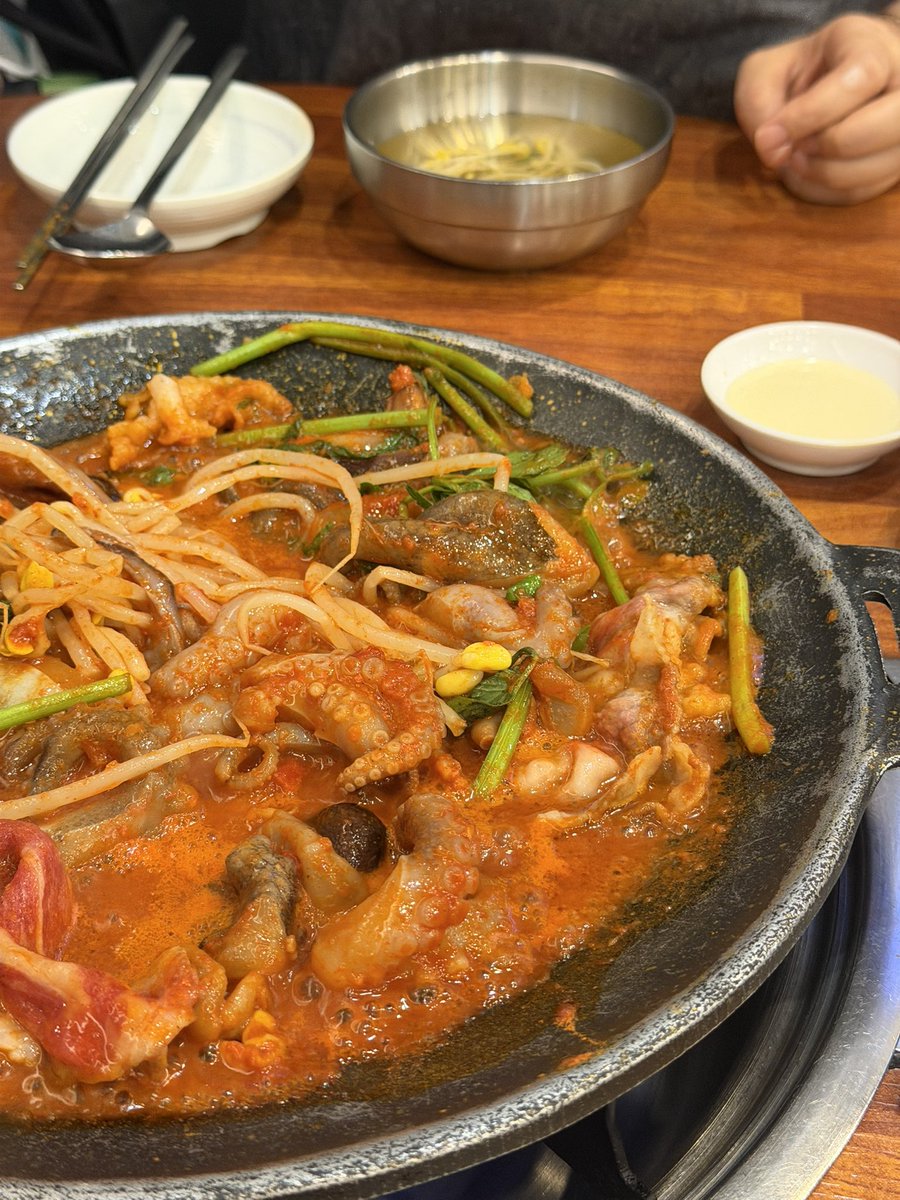 Federico_bot_'s tweet photo. 또 만나야 되ㅣㅣㅣㅣㅠㅠㅠ https://t.co/kVBt8KFvTZ
